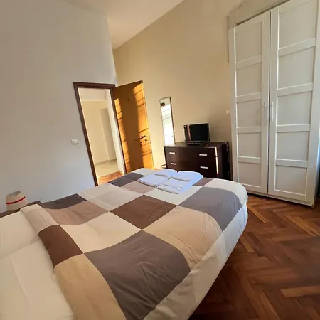 Tata Homes Bed & Breakfast