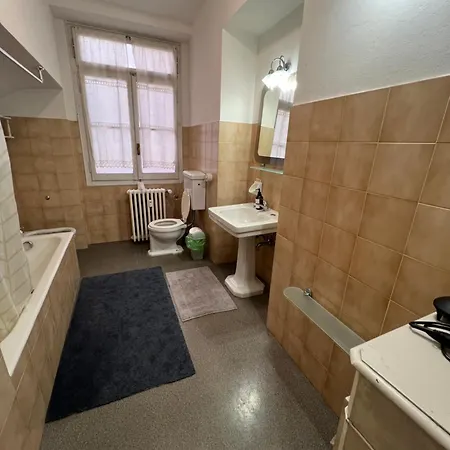 Tata Homes Oda ve Kahvaltı Bolonya